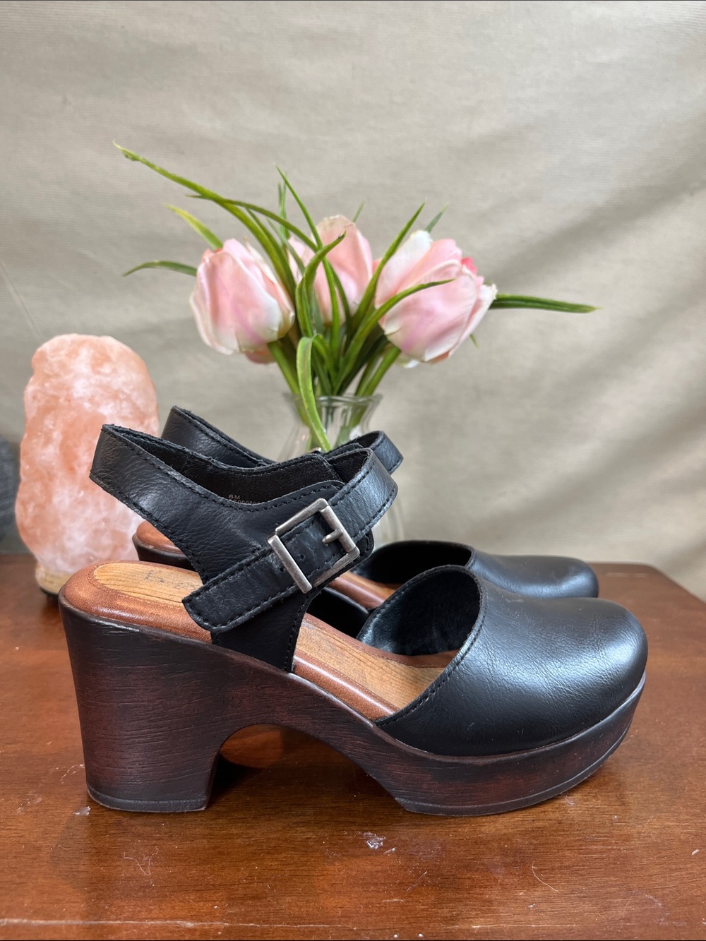 b.o.c Black Leather Closed Toe Platform Clog Heels with Ankle Strap